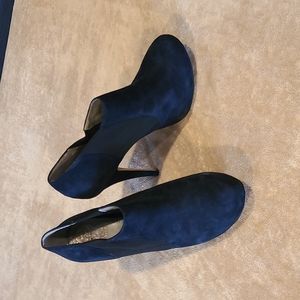 Stiletto booties, suede, navy blue